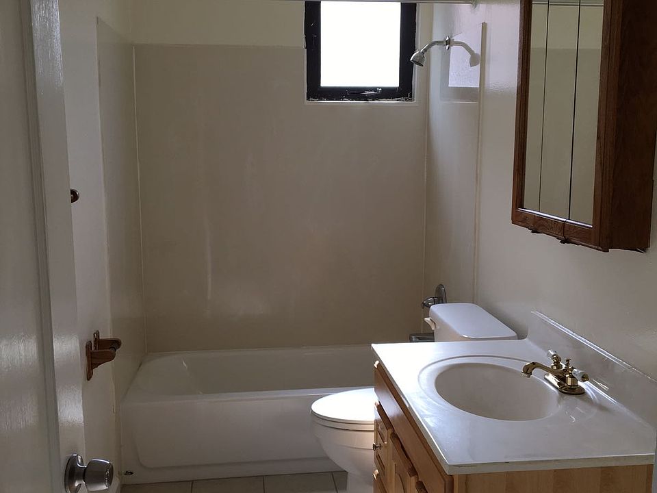 2nd image of 319 Jennifer Dr