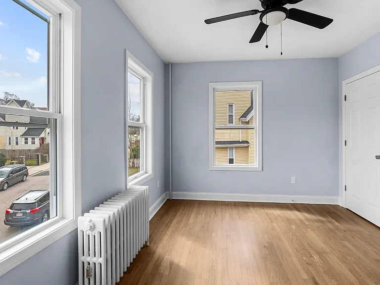 1A Puritan Ave #2 — Photo 11