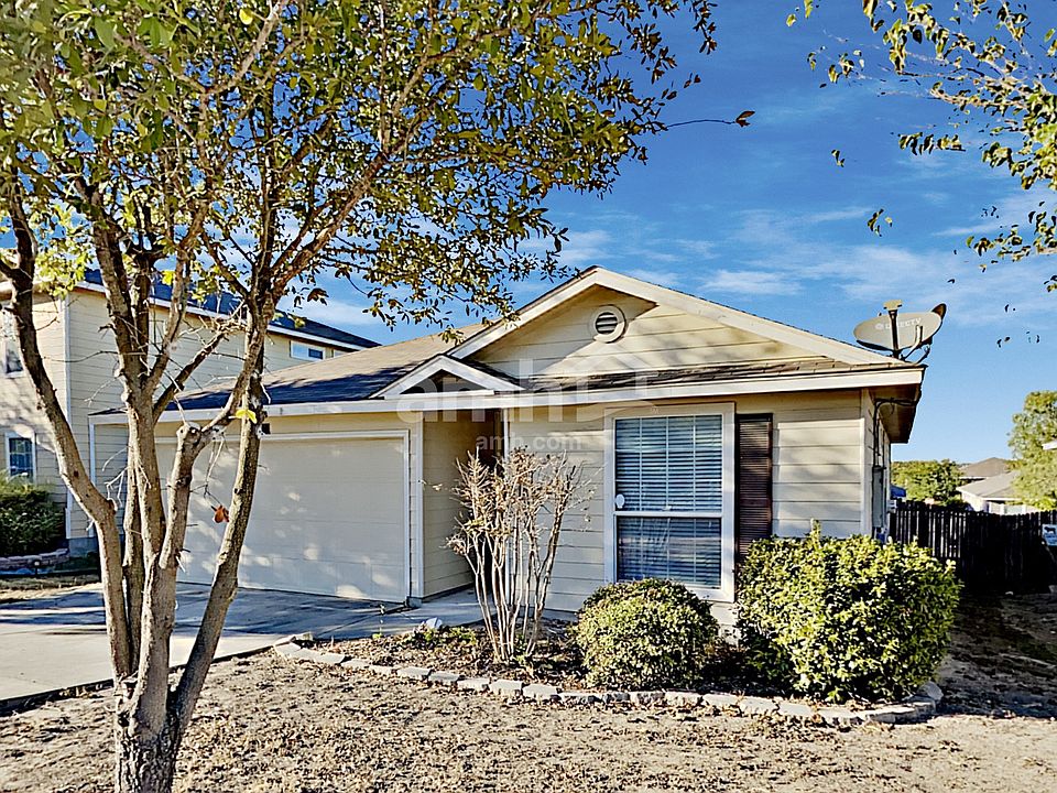1st image of 1007 Daffodil Way