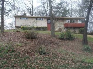 1445 Highland Way, Hixson, TN 37343