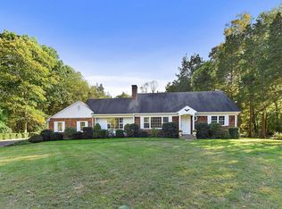 16 Cedar Hill Ln, Pound Ridge, NY 10576