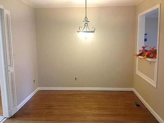 dining area from 1st lvg are