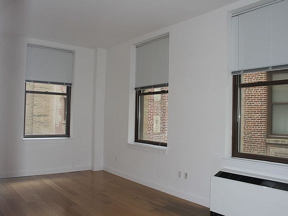 3rd image of 37 Wall St APT 12H