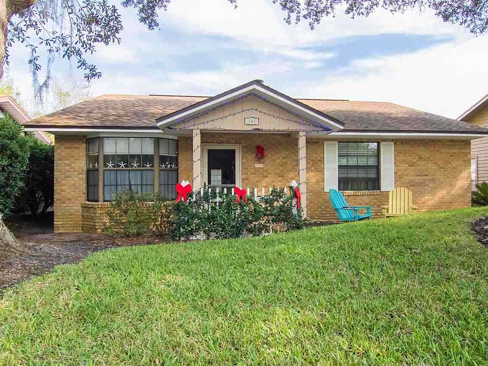 1st image of 101 Sea Oats Pl