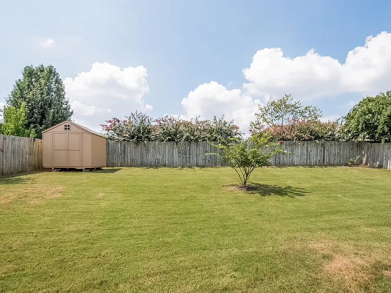2227 Linda Shore Dr — Photo 14