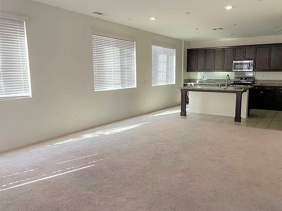 3rd image of 3165 E Olympic Dr