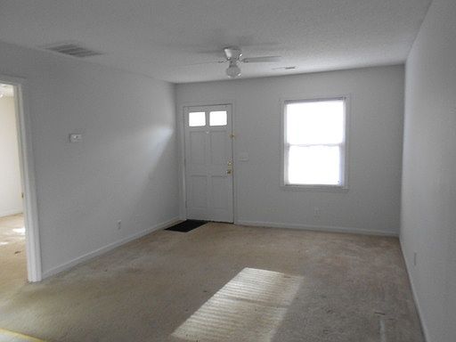 3rd image of 307 McLeod St