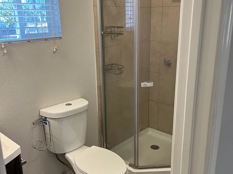 4177 Myrtle Ave — Photo 8
