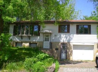 1122 Myrtle St W, Stillwater, MN 55082