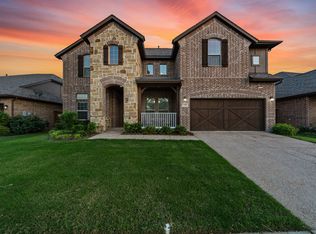 808 Wilmington Ln, Aubrey, TX 76227