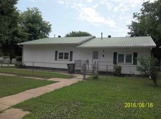 1400 S J St, Arkansas City, KS 67005