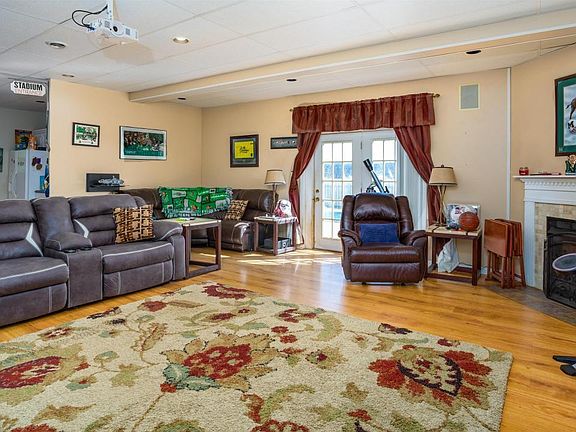 2nd image of 203 Private Road 574