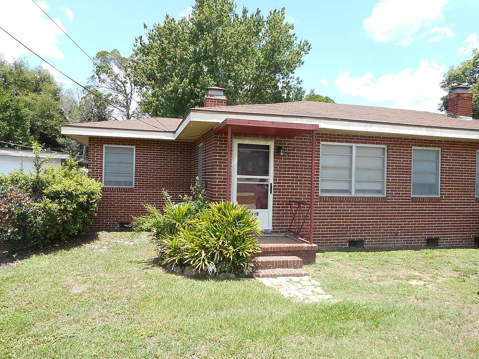 1st image of 493 Lake Howard Dr APT A-b