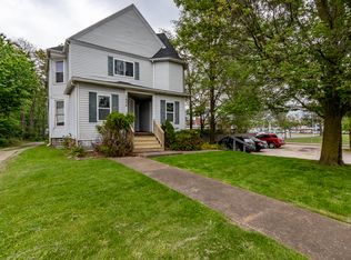 1606 Cleveland Ave NW APT B, Canton, OH 44703