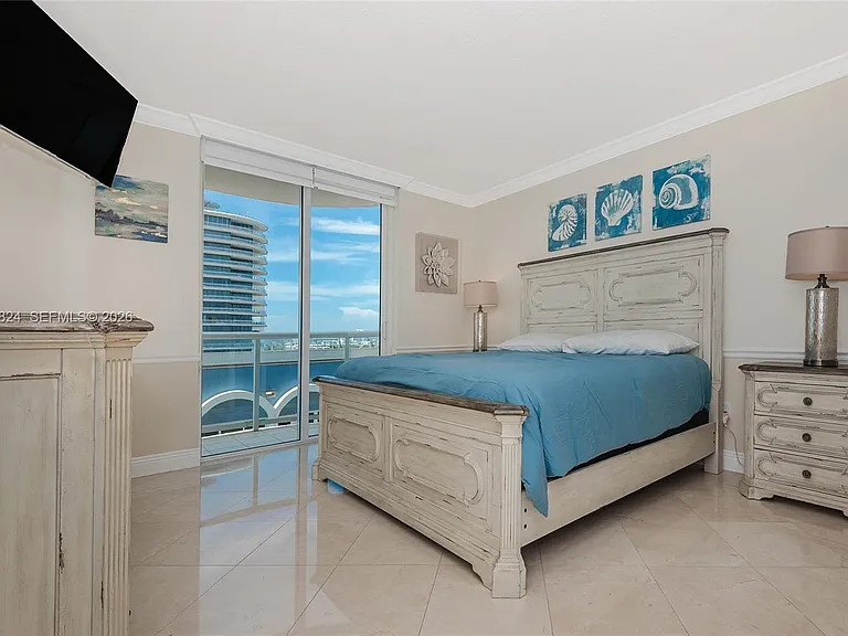 8855 Collins Ave #8J — Photo 16
