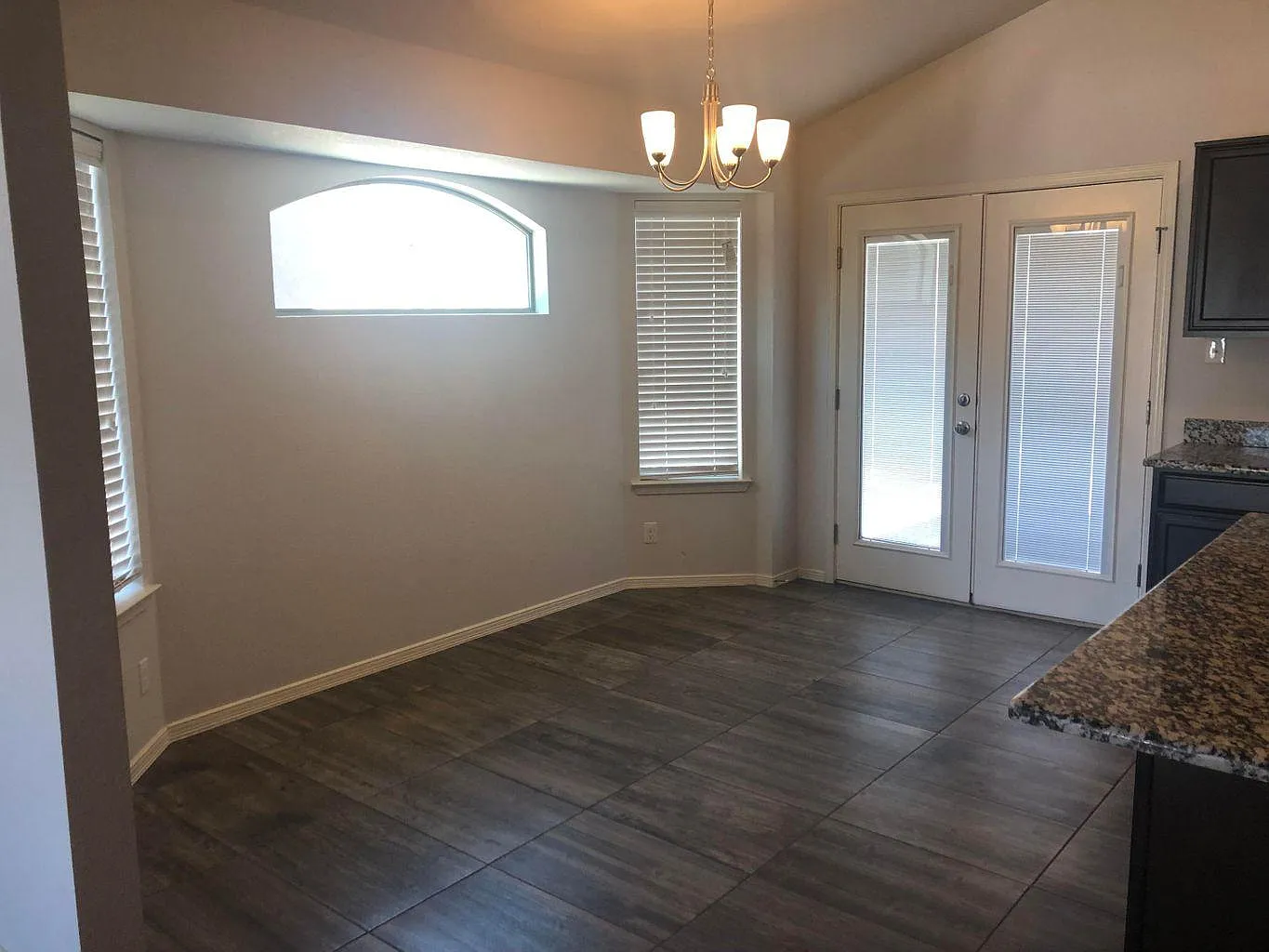 3 bed, 1516 sqft, $1,575 — Photo 4