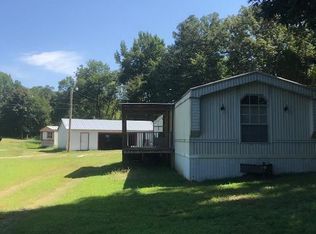 1550 New Hope Rd, Big Sandy, TN 38221