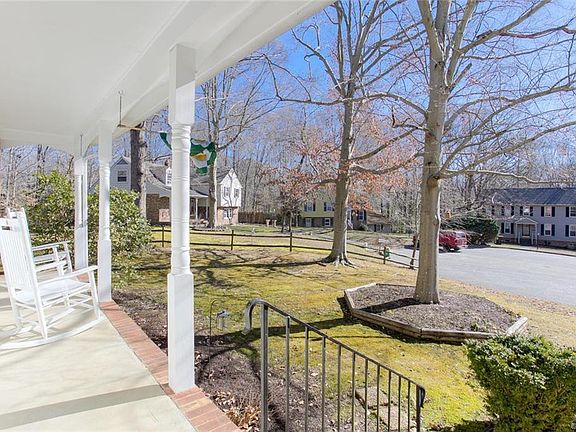 3rd image of 8511 Ironington Ct