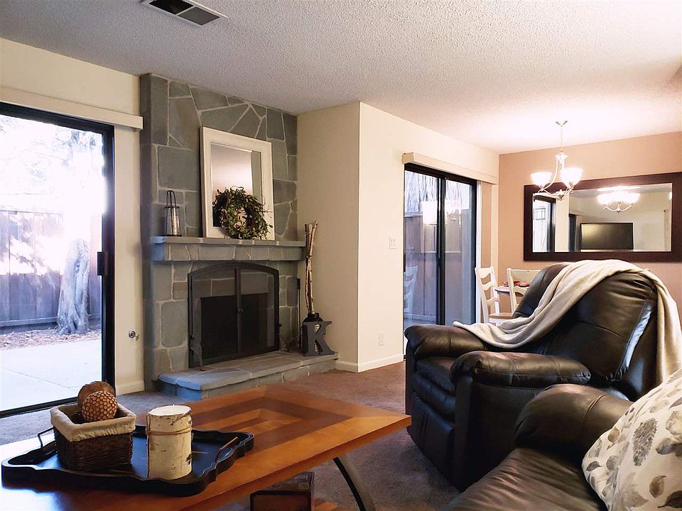 2nd image of 1061 San Ramon Valley Blvd