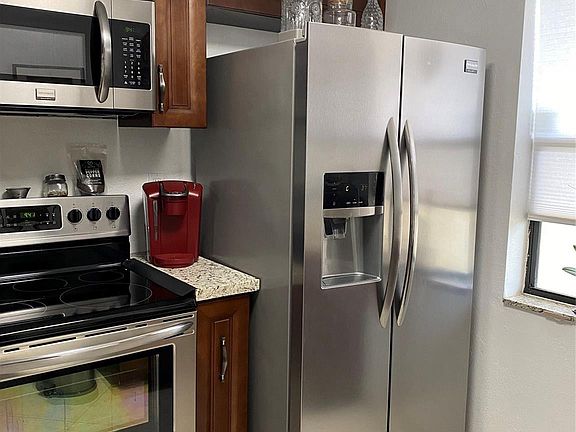 3rd image of 10130 Sunrise Lakes Boulevard #311