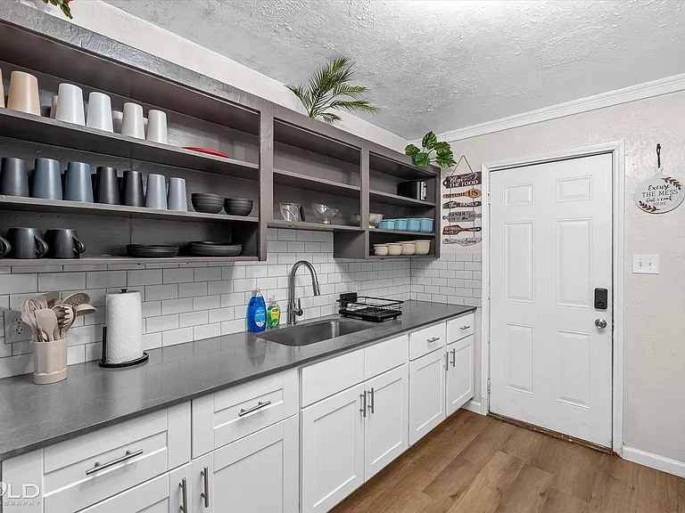 6014 Fairfield Ave — Photo 15