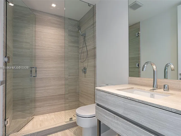 18975 Collins Ave #4705 — Photo 30