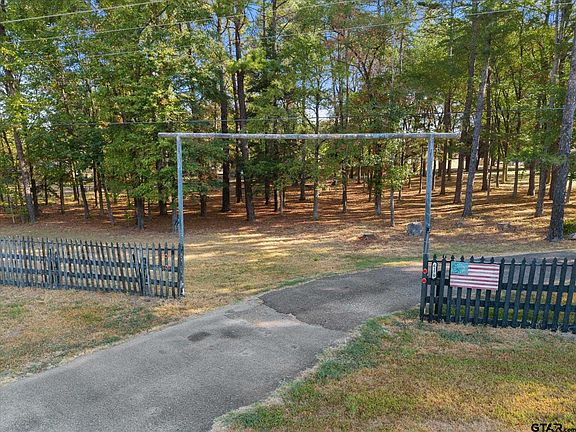 2nd image of 6170 Highway 271 N