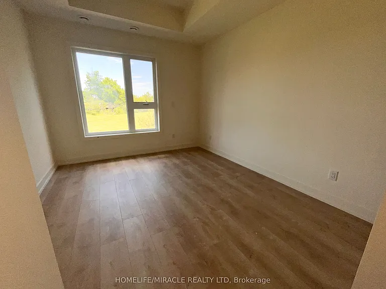 16 Melbourne Ave #209B — Photo 6