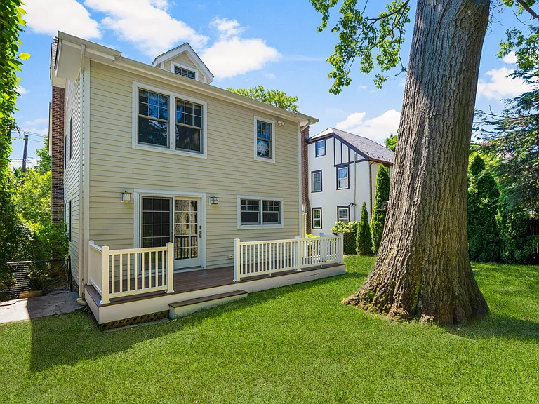 26 Vanderburgh Ave — Photo 36