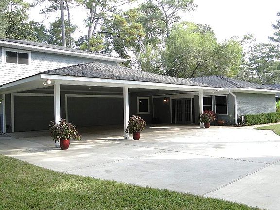 3rd image of 1711 Walnut Ln