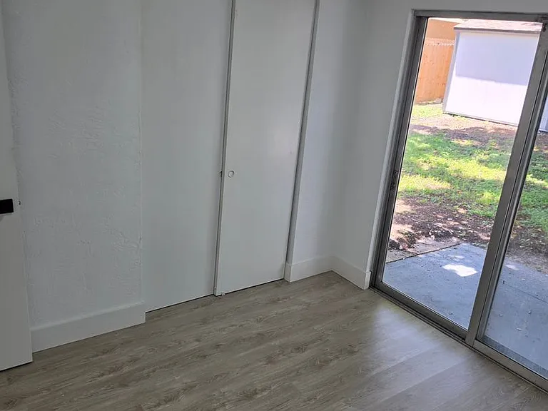 640 Westward Cir — Photo 35