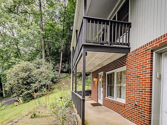 4th image of 785 Dogwood Road