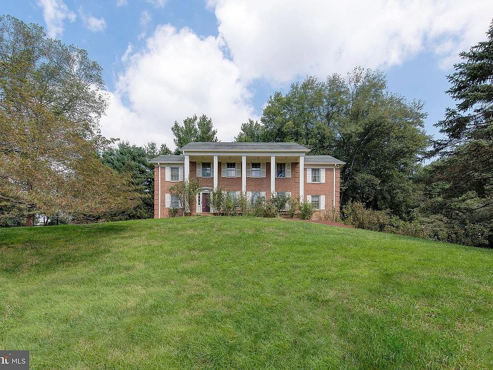 1st image of 9800 Sunnybrook Dr
