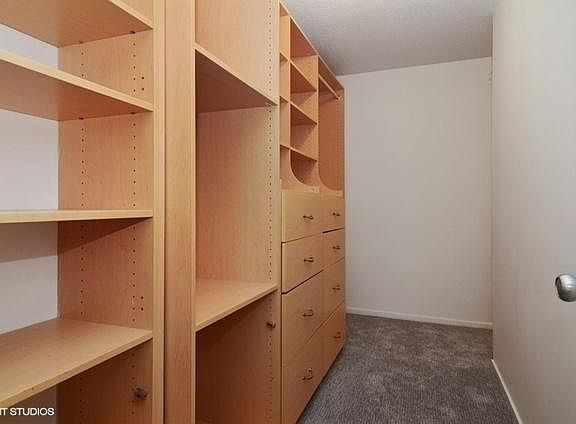 5th image of 1115 S Plymouth Ct APT 117