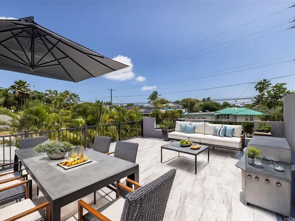 839 Oneawa St, Kailua, HI 96734