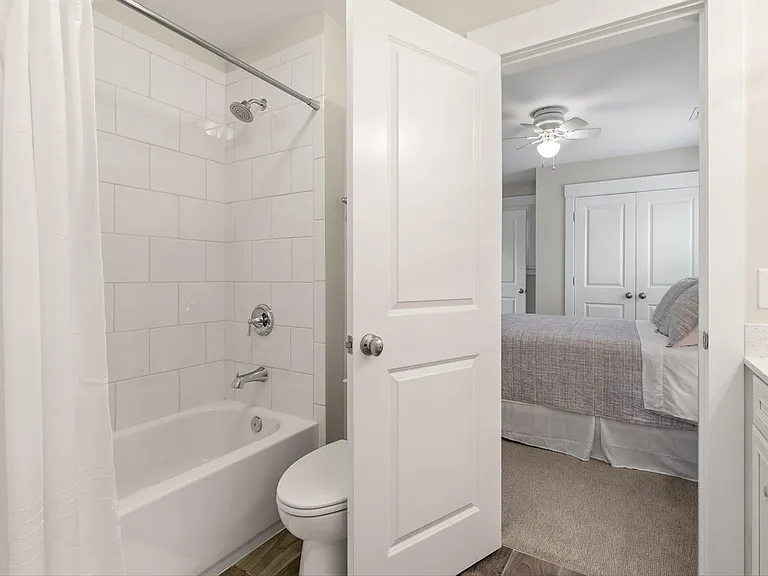 958 Key Colony Ct — Photo 13