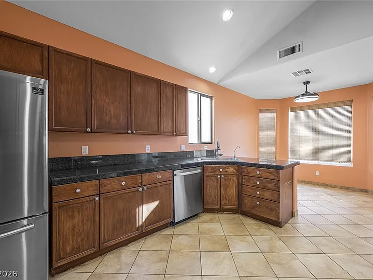 7046 Pink Flamingos Pl — Photo 11