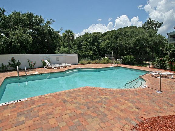3rd image of 931 A1a Beach Blvd Unit 103