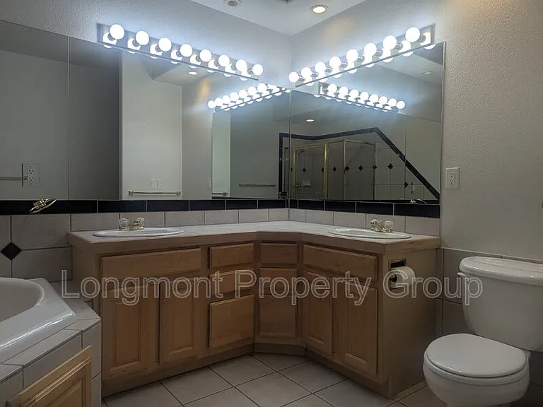 1333 Charles Dr #20 — Photo 9