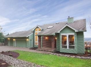 18215 NE Rainbow Ln, Newberg, OR 97132