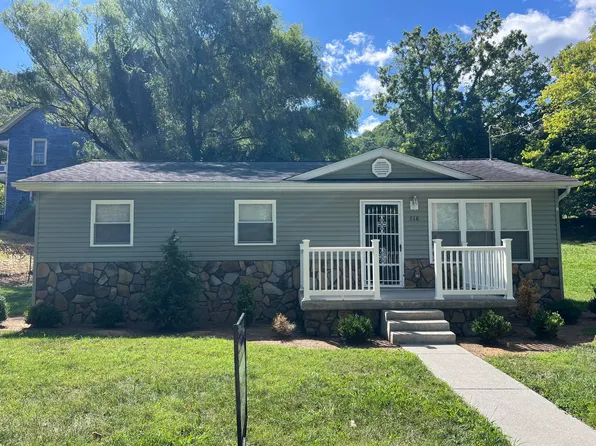 718 Summers St, Hinton, WV 25951