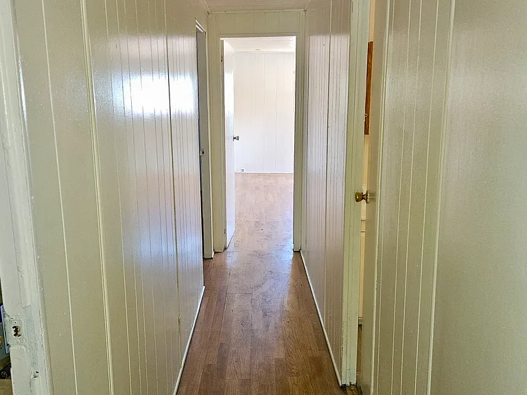 1681 Emerald Way — Photo 8