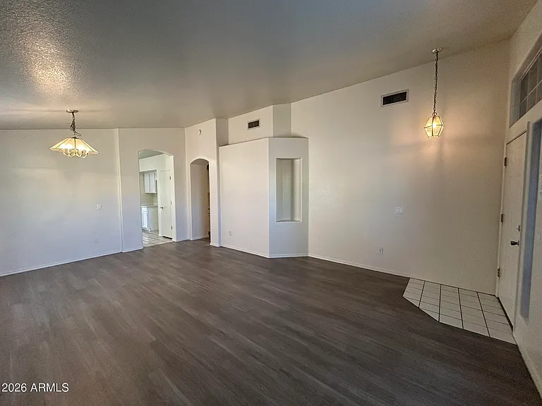 51 N Del Pueblo Pl — Photo 5