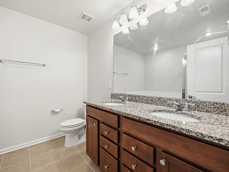 1417 Merrion Ave — Photo 32