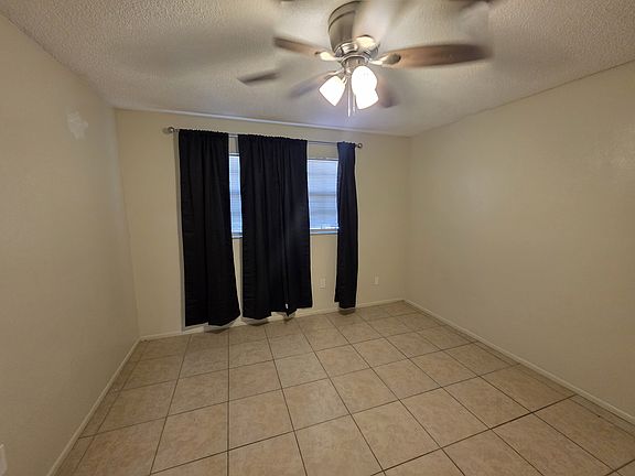 4th image of 145 Pinellas Way N APT 9