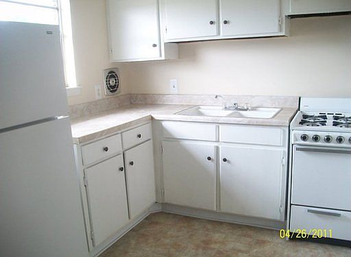 3rd image of 300 6th Pl S APT 403C