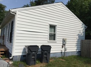 8007 Clovertree Ct, North Chesterfield, VA 23235