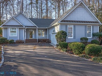784 Middle Gate Gate, Irvington, VA, 22480