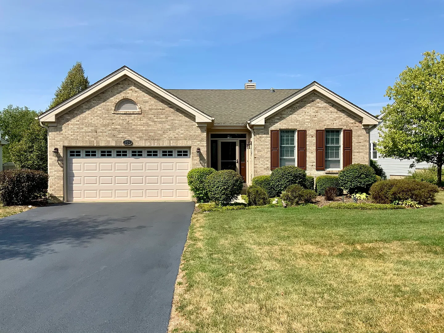 624 Rose Ln photo 1