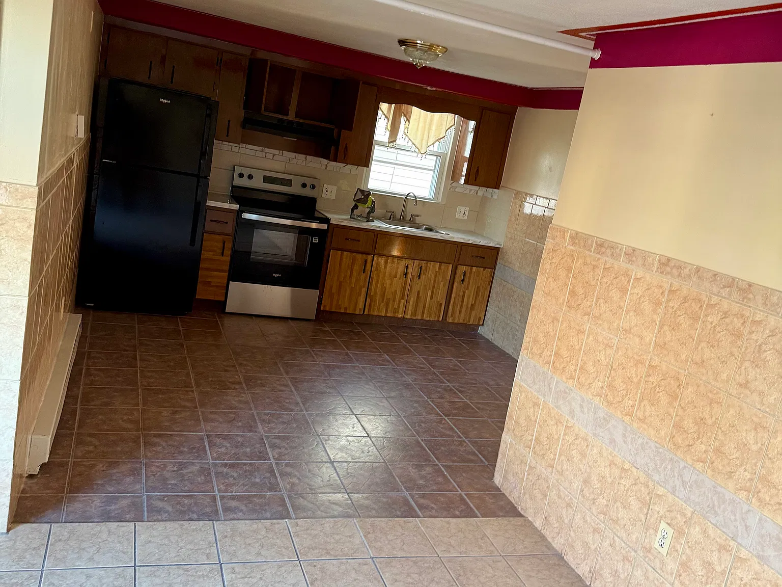 2 bed, 1000 sqft, $2,800 — Photo 1